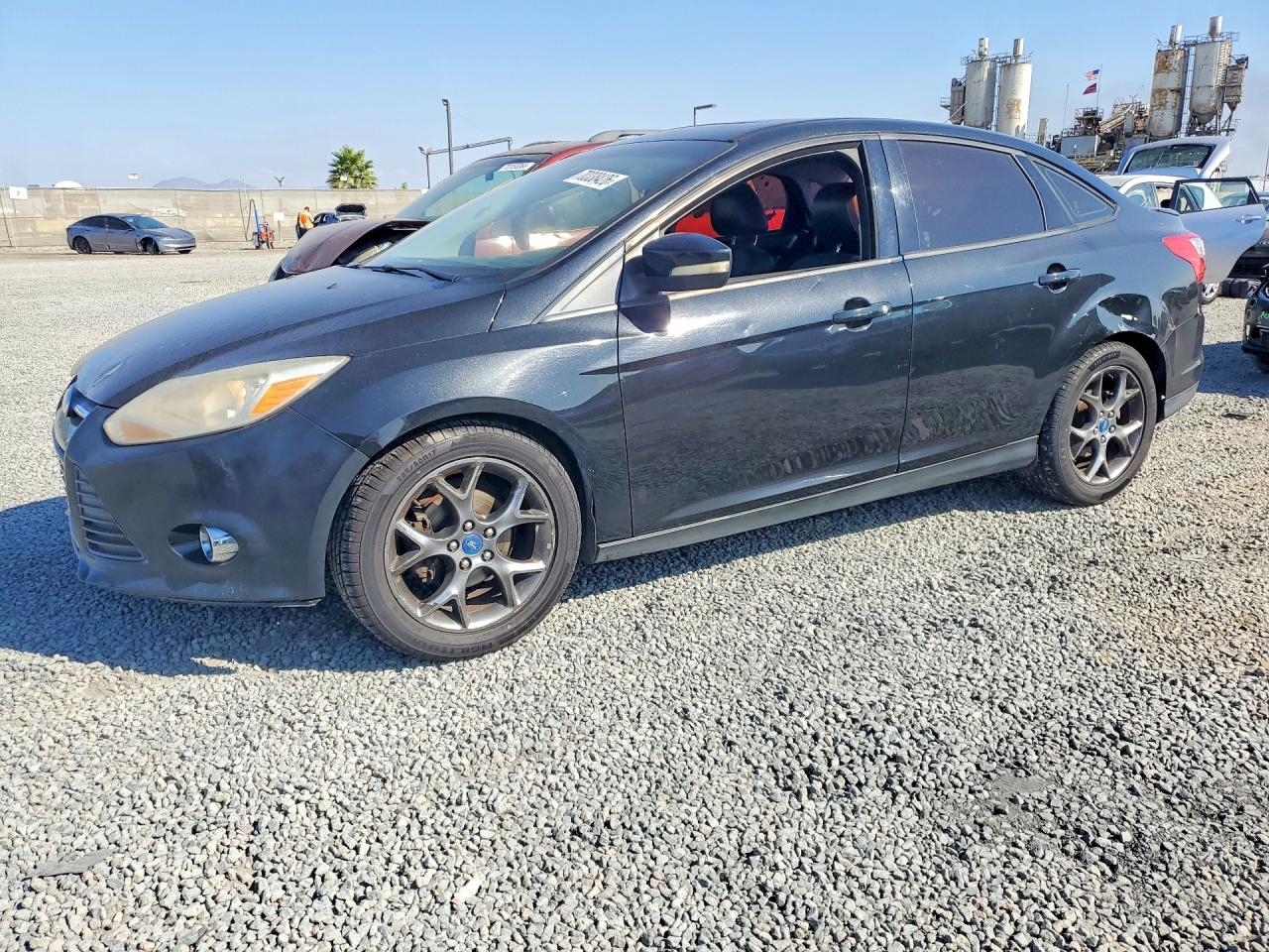 Photo of the 2013 FORD FOCUS SE