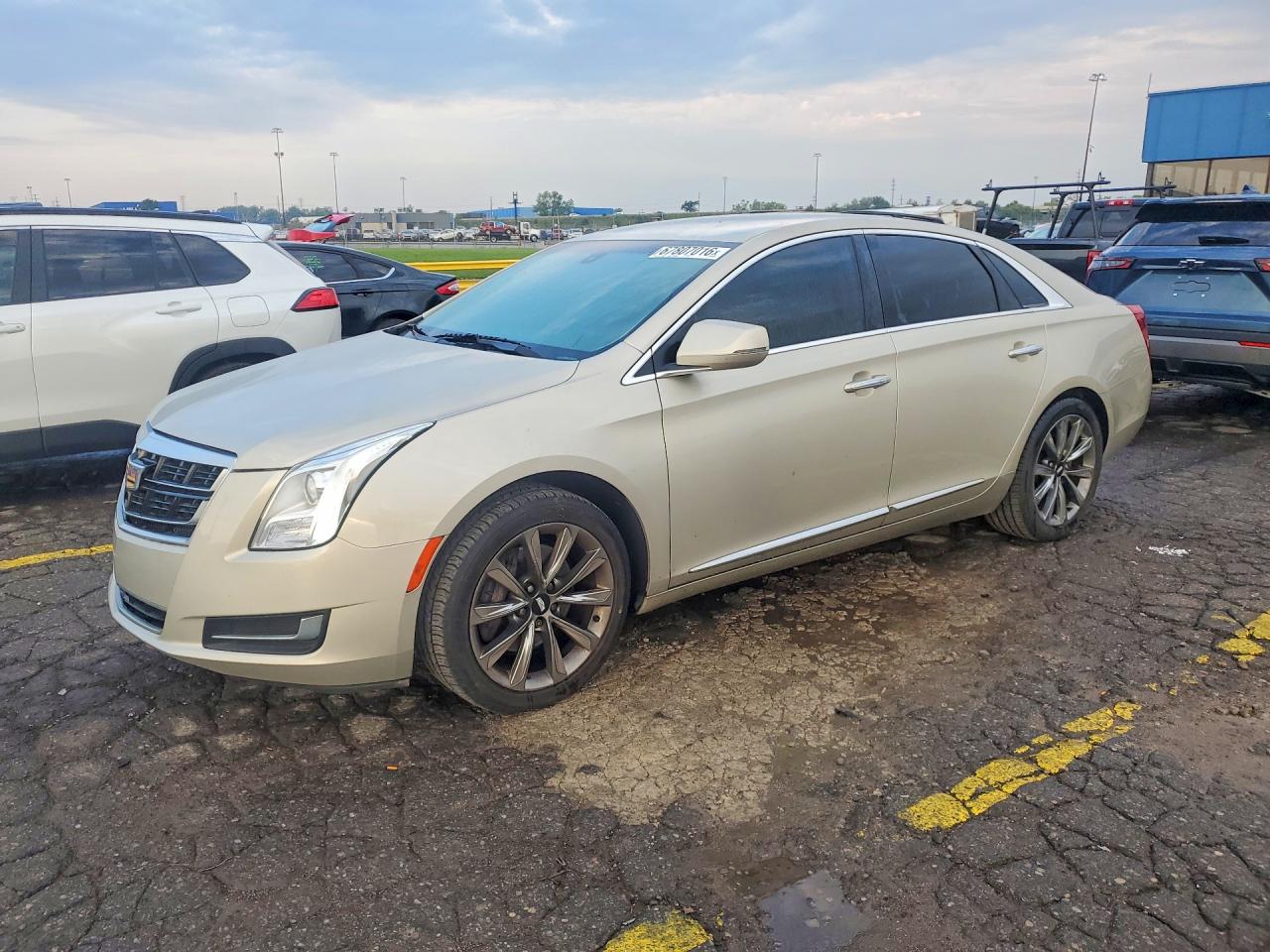 Photo of the 2016 CADILLAC XTS