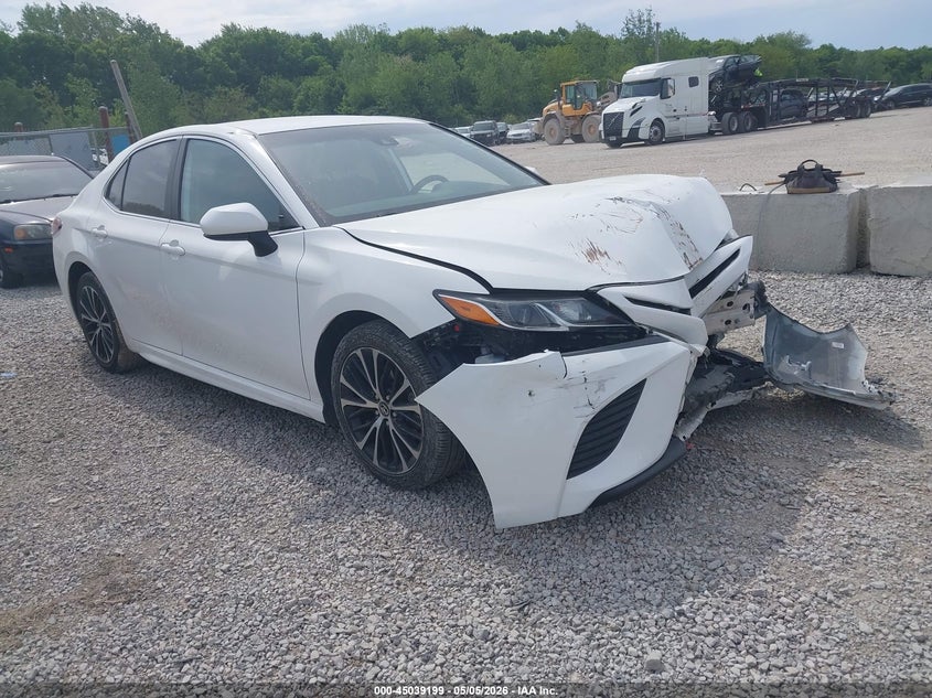 Photo of the 2019 TOYOTA CAMRY SE