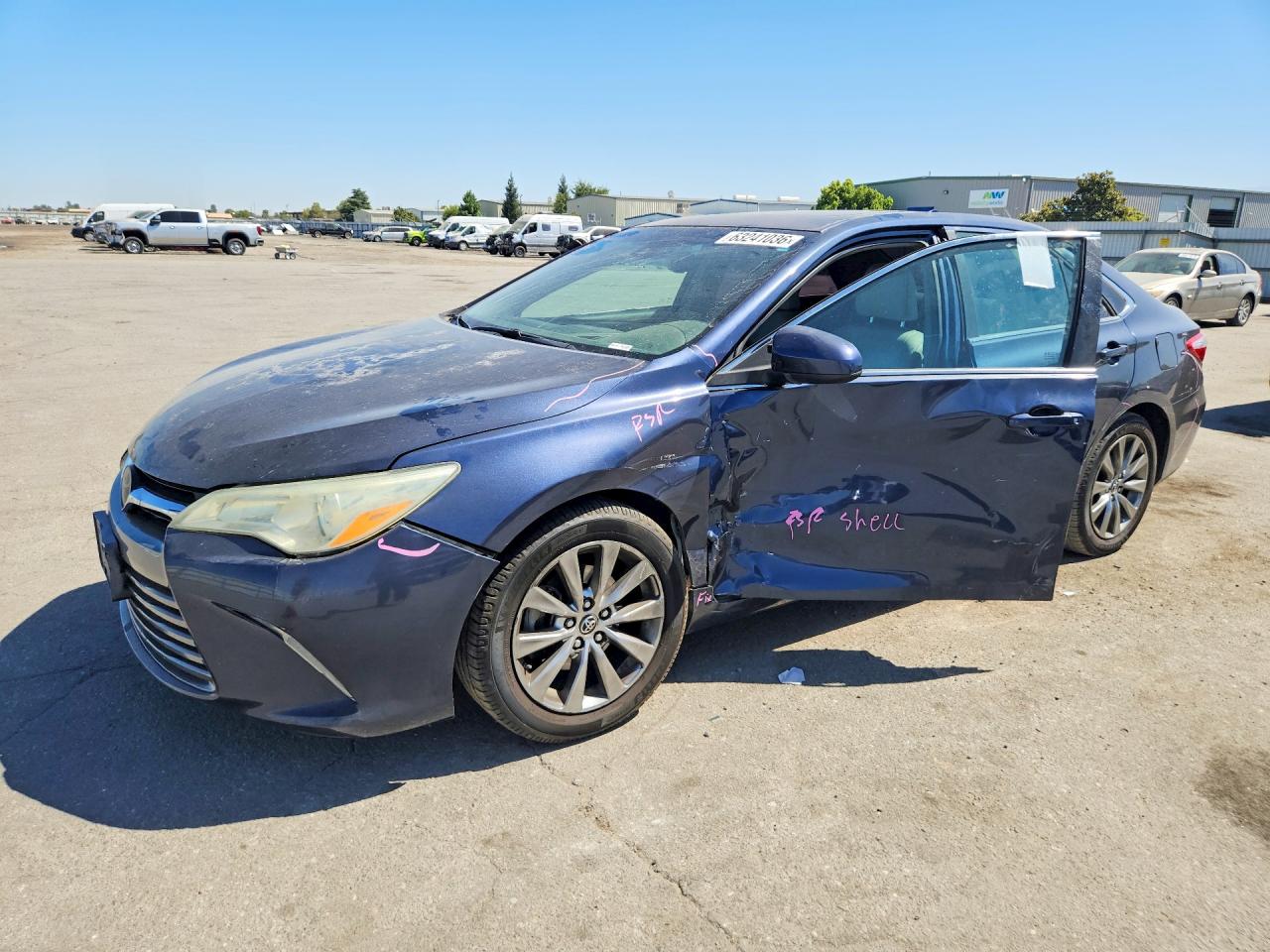 Photo of the 2016 TOYOTA CAMRY XLE