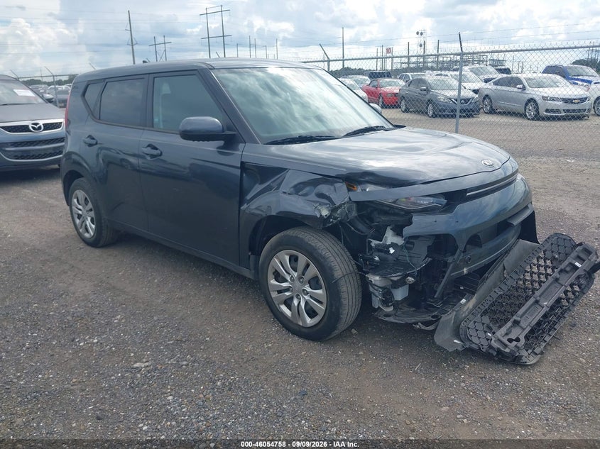 Photo of the 2021 KIA SOUL LX