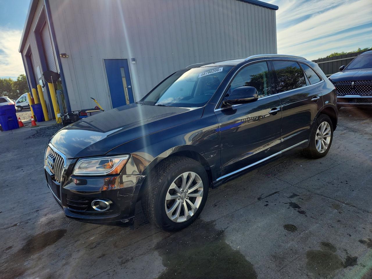 Photo of the 2017 AUDI Q5 PREMIUM