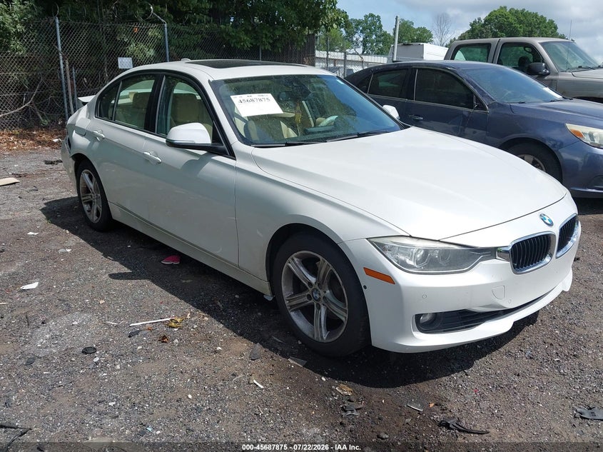 Photo of the 2015 BMW 328I