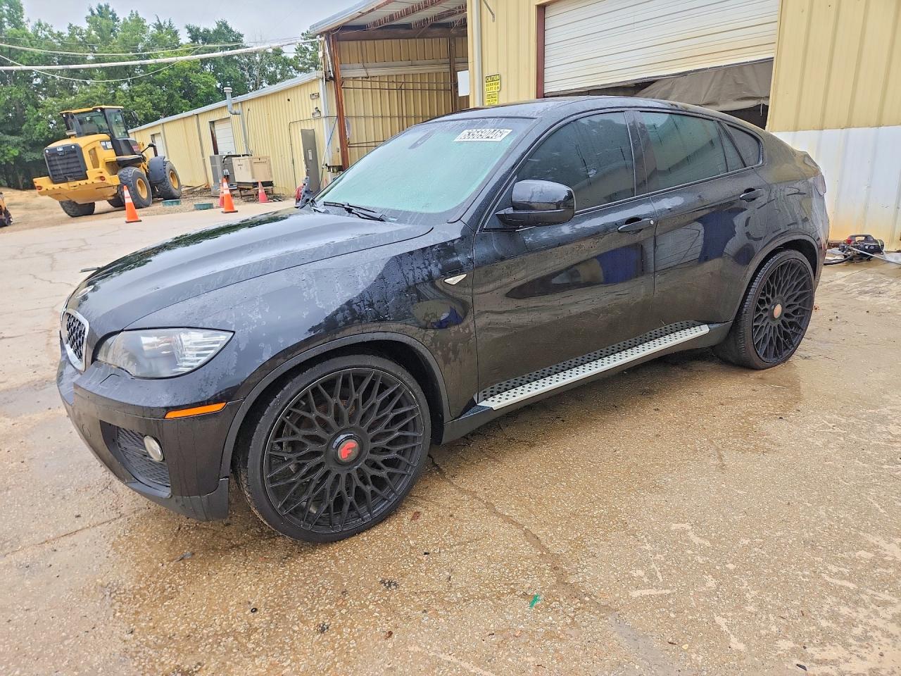 Photo of the 2013 BMW X6 XDRIVE35I