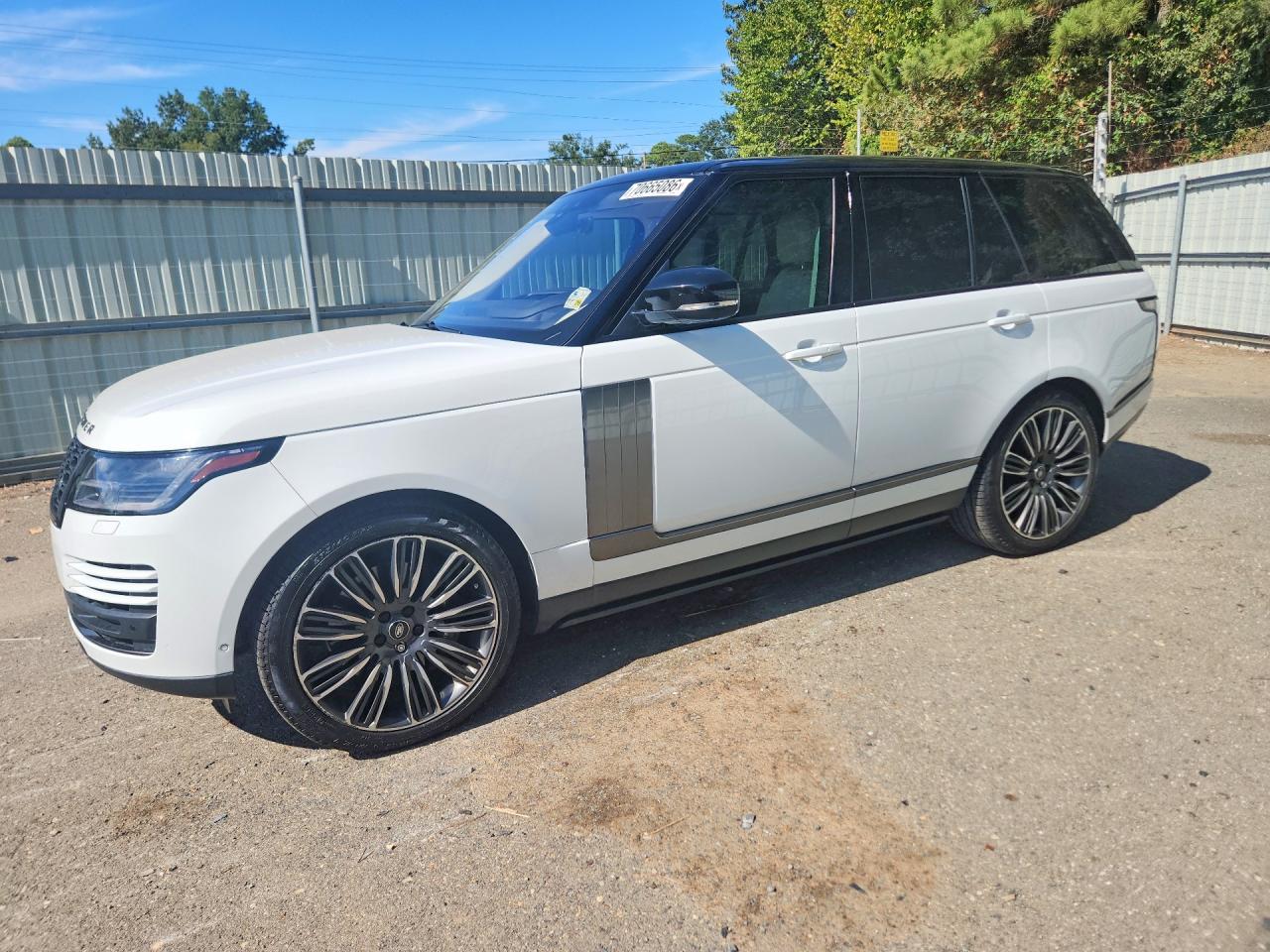 Photo of the 2019 LAND ROVER RANGE ROVER SUPERCHARGED