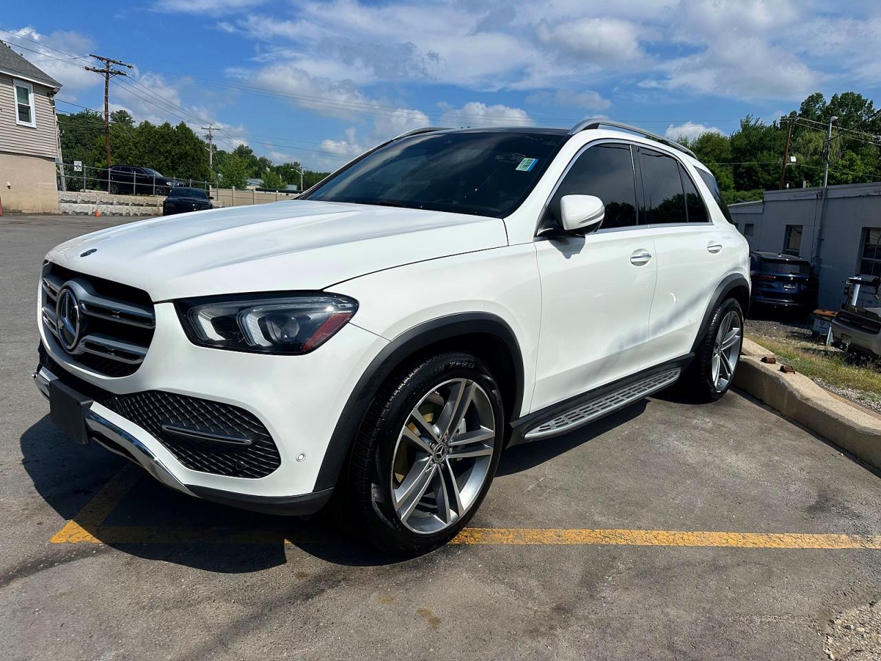 Photo of the 2020 MERCEDES-BENZ GLE 350