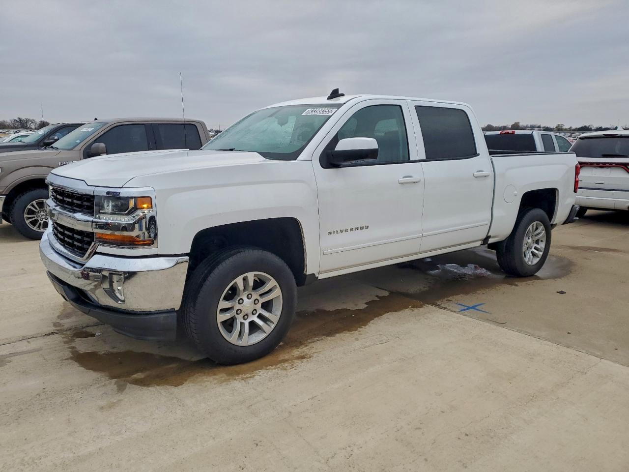 Photo of the 2018 CHEVROLET SILVERADO C1500 LT