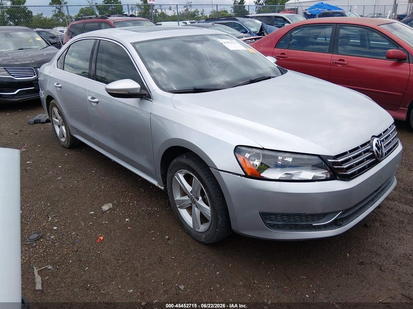 Photo of the 2012 VOLKSWAGEN PASSAT 2.0L TDI SE