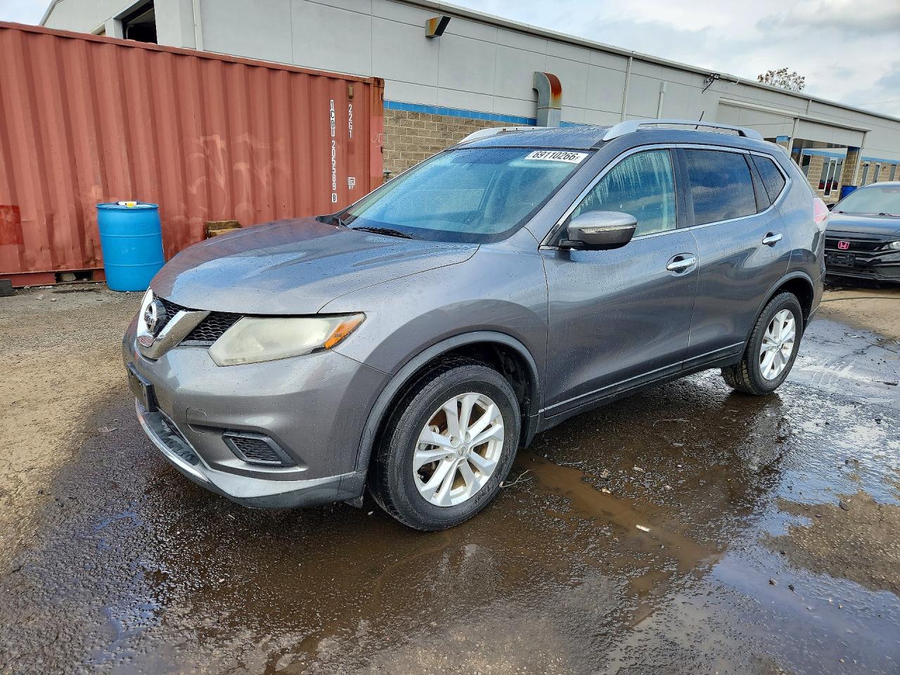 Photo of the 2015 NISSAN ROGUE SV