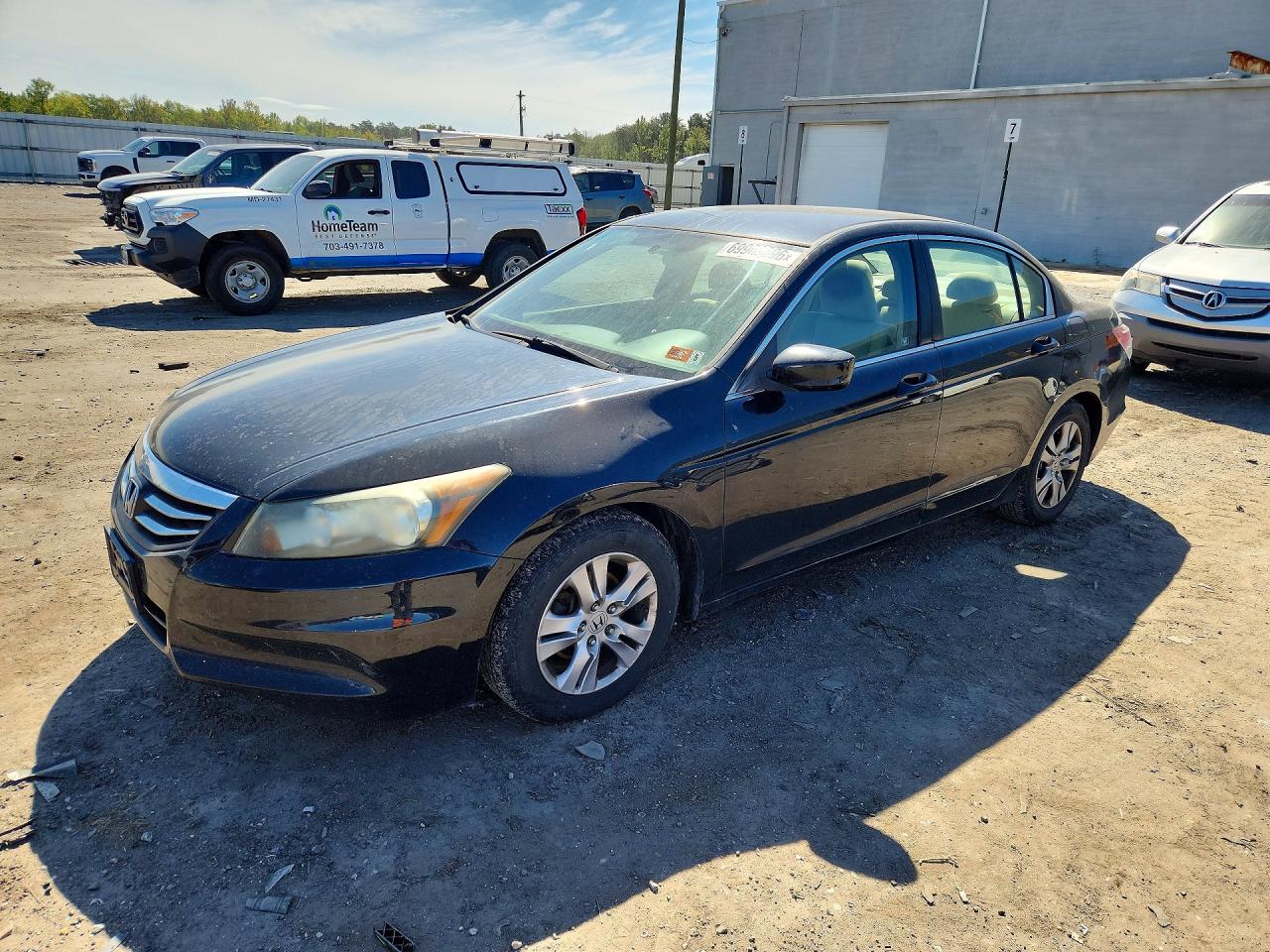 Photo of the 2012 HONDA ACCORD LXP