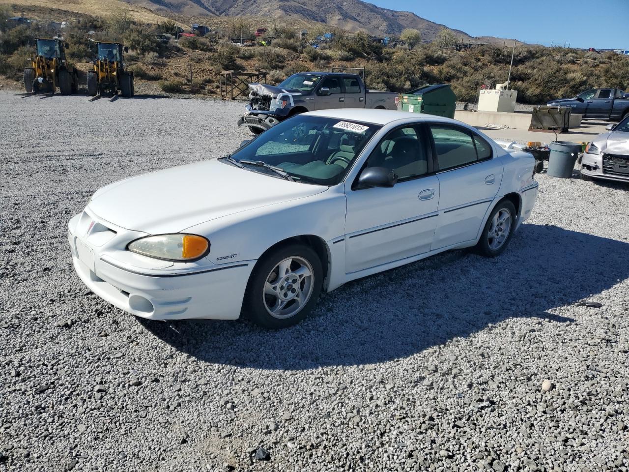 Photo of the 2004 PONTIAC GRAND AM GT