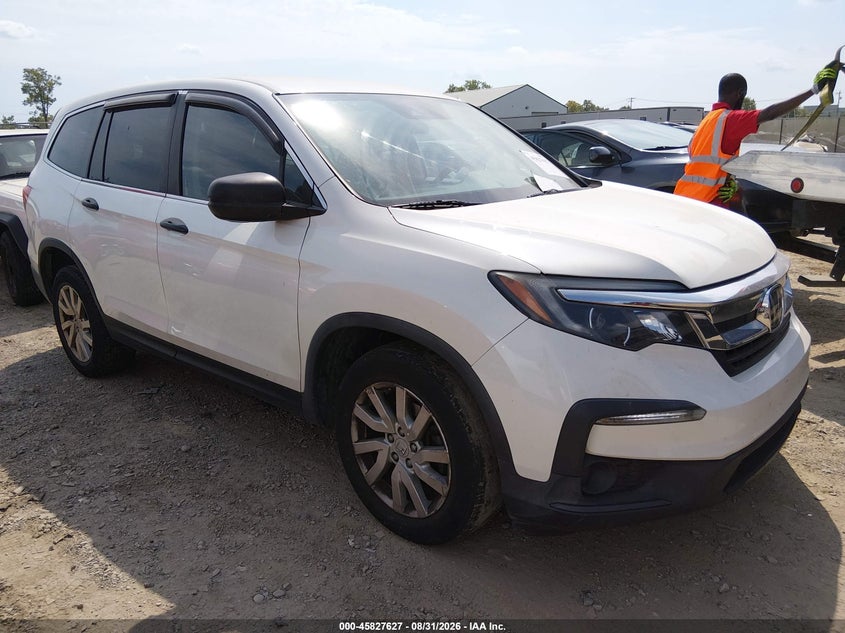 Photo of the 2019 HONDA PILOT LX