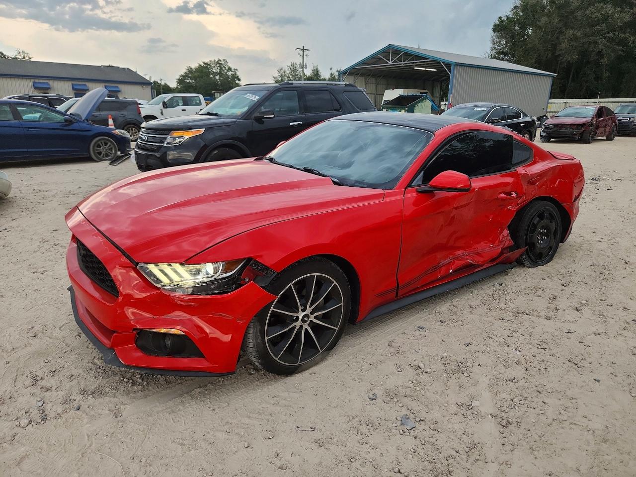 Photo of the 2017 FORD MUSTANG
