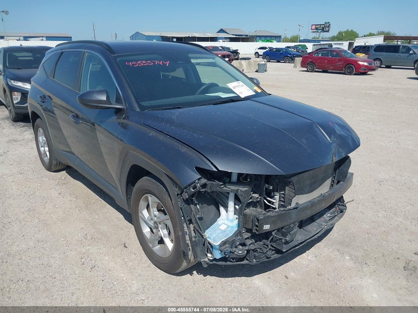 Photo of the 2024 HYUNDAI TUCSON SEL