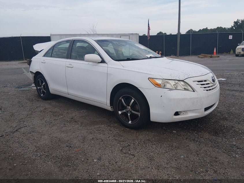 Photo of the 2007 TOYOTA CAMRY LE