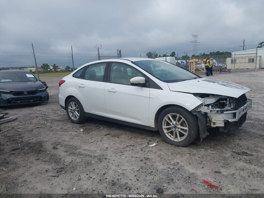 Photo of the 2017 FORD FOCUS SE