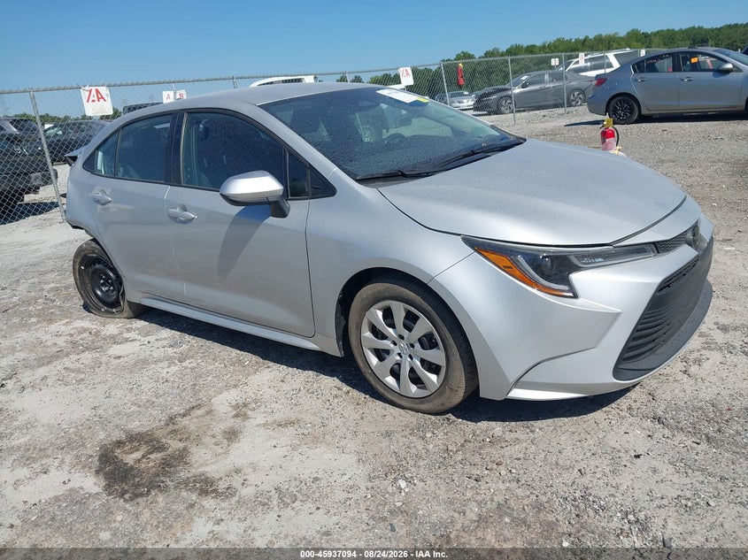 Photo of the 2025 TOYOTA COROLLA LE