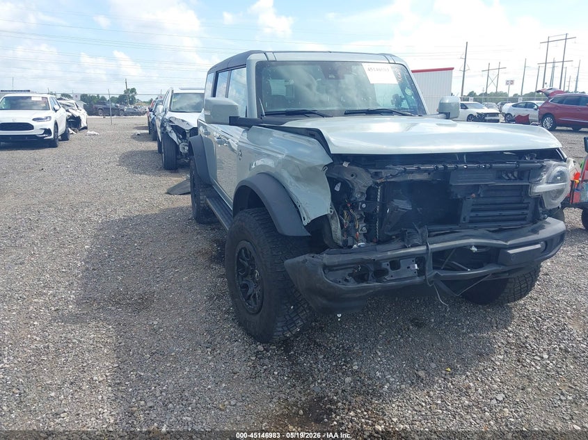 Photo of the 2022 FORD BRONCO OUTER BANKS