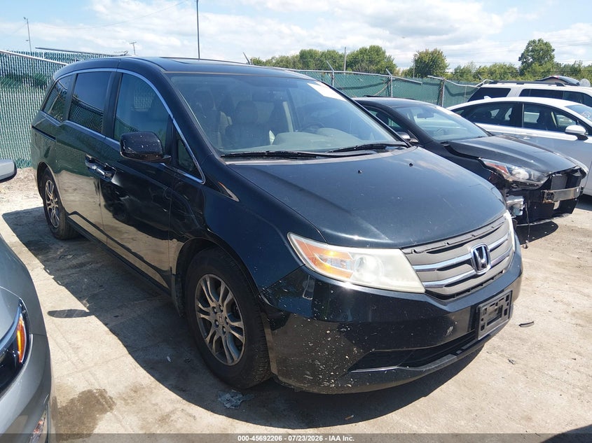 Photo of the 2013 HONDA ODYSSEY EX-L