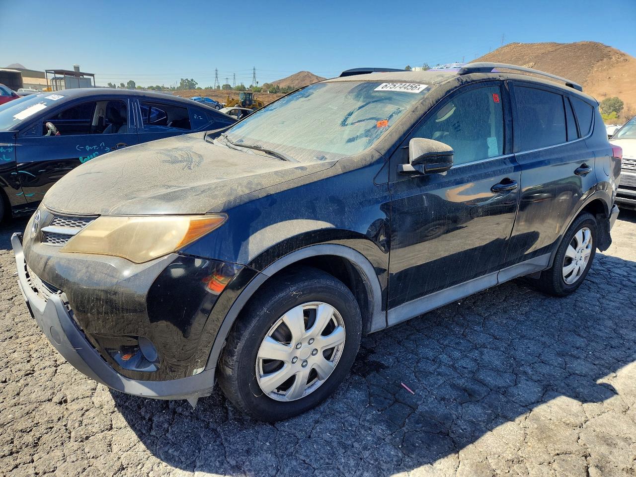 Photo of the 2013 TOYOTA RAV4 LE