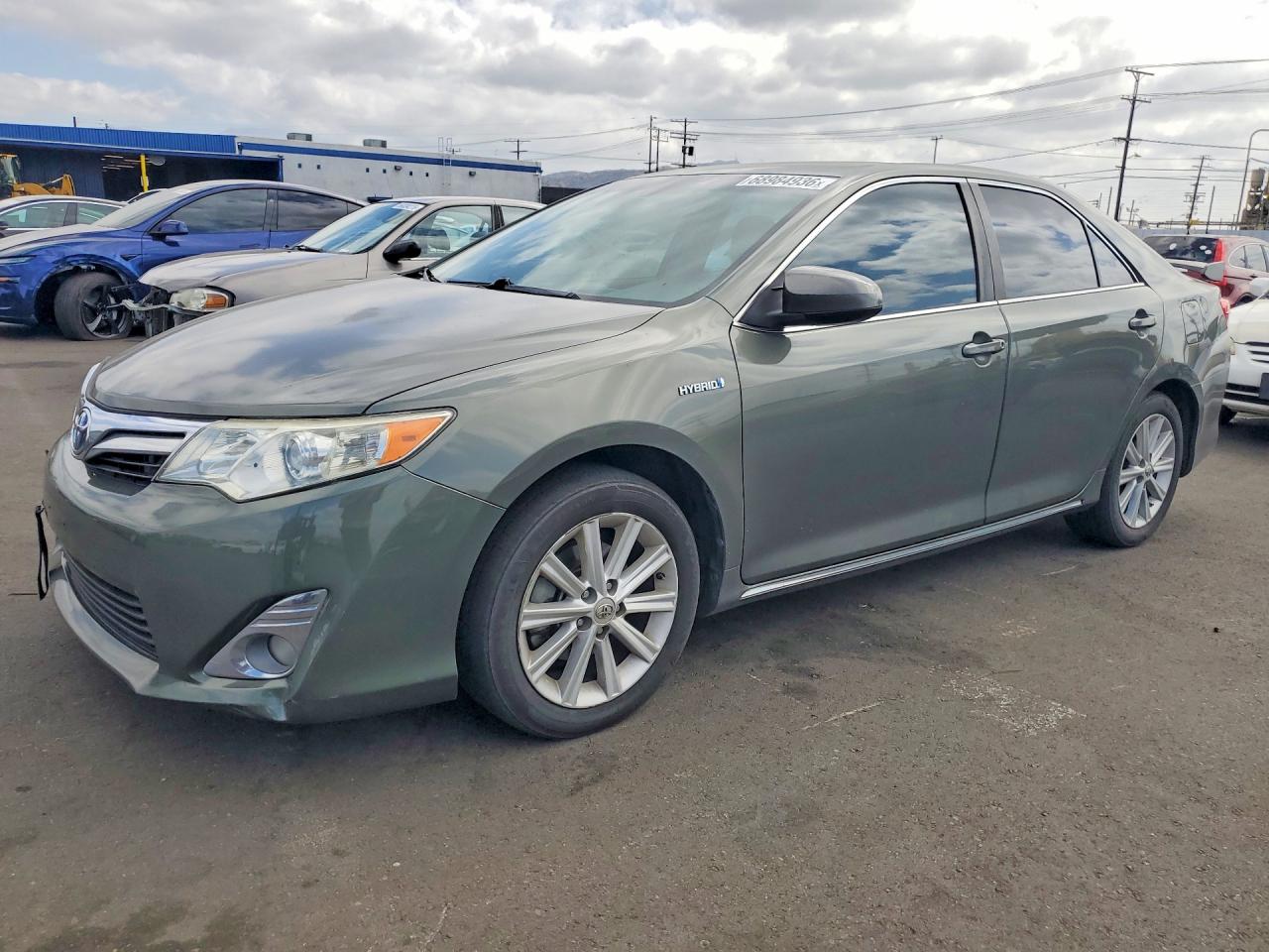 Photo of the 2012 TOYT CAMRY