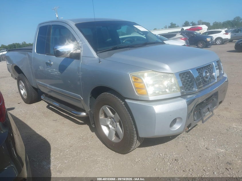 Photo of the 2004 NISSAN TITAN SE