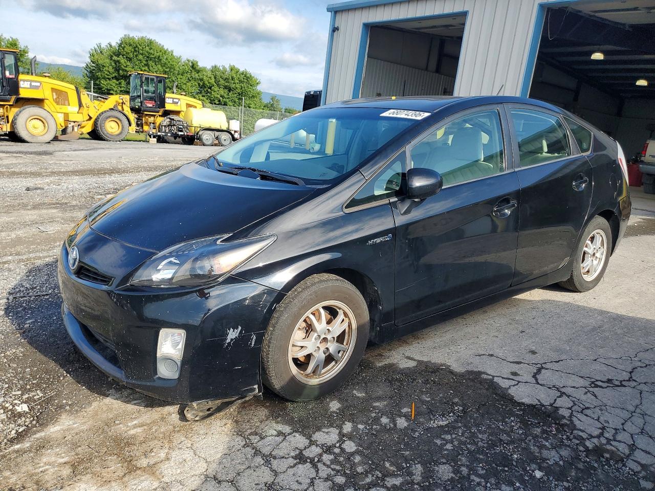 Photo of the 2010 TOYOTA PRIUS II