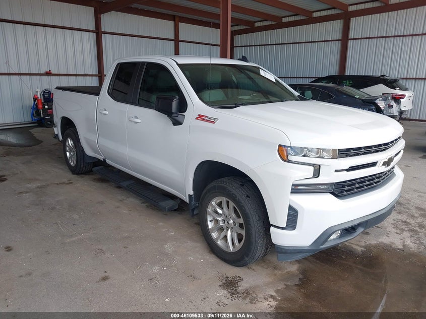 Photo of the 2019 CHEVROLET SILVERADO 1500 RST