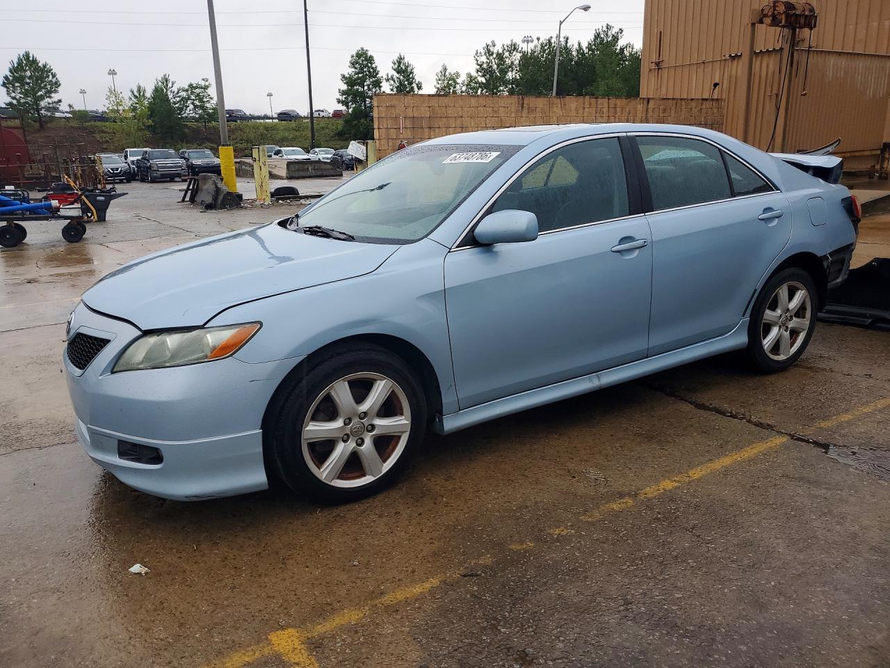 Photo of the 2009 TOYOTA CAMRY SE