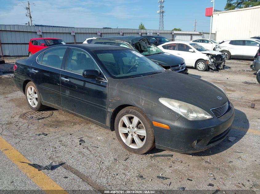 Photo of the 2005 LEXUS ES 330