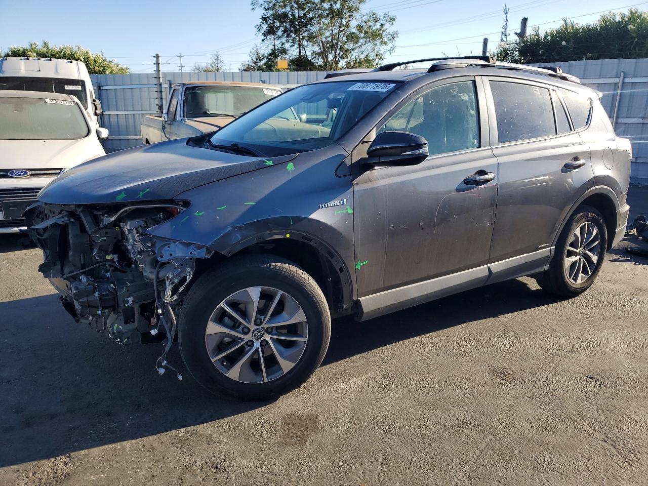 Photo of the 2017 TOYOTA RAV4 HYBRID XLE