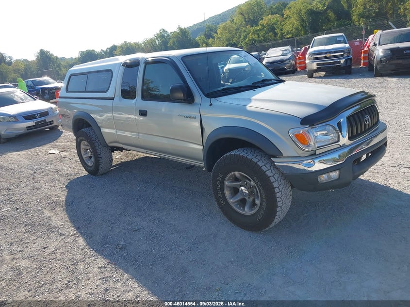 Photo of the 2002 TOYOTA TACOMA BASE V6