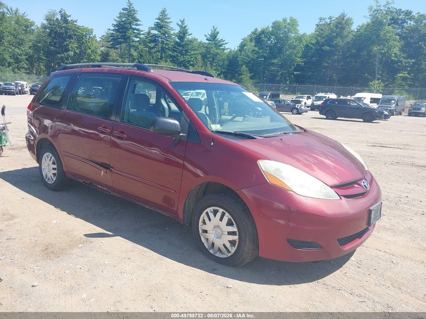 Photo of the 2006 TOYOTA SIENNA CE