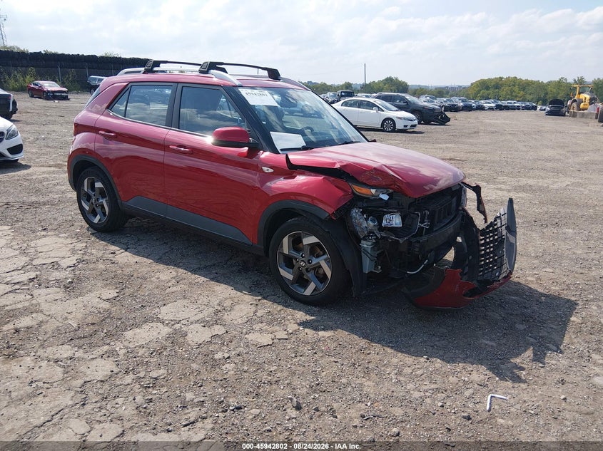 Photo of the 2022 HYUNDAI VENUE LIMITED