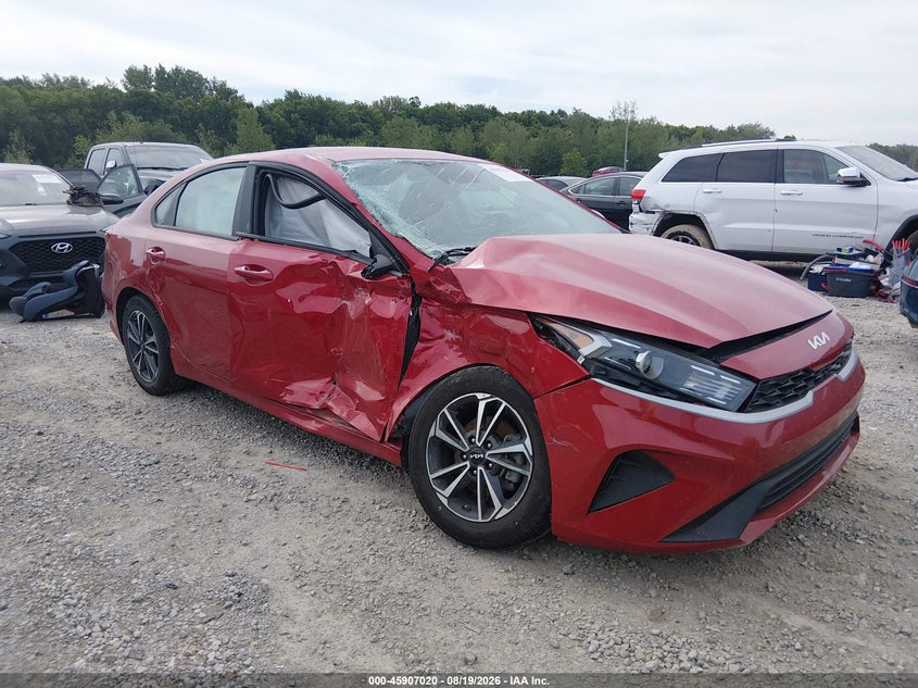 Photo of the 2024 KIA FORTE LXS