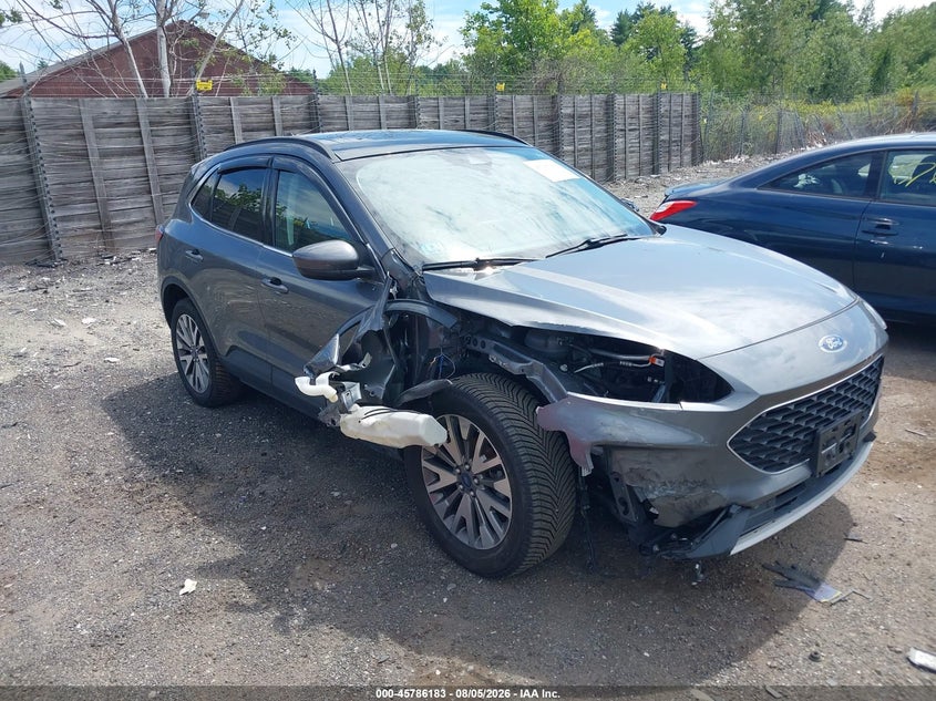 Photo of the 2022 FORD ESCAPE TITANIUM