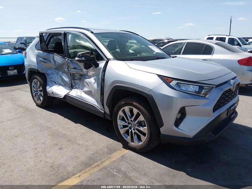Photo of the 2019 TOYOTA RAV4 XLE PREMIUM