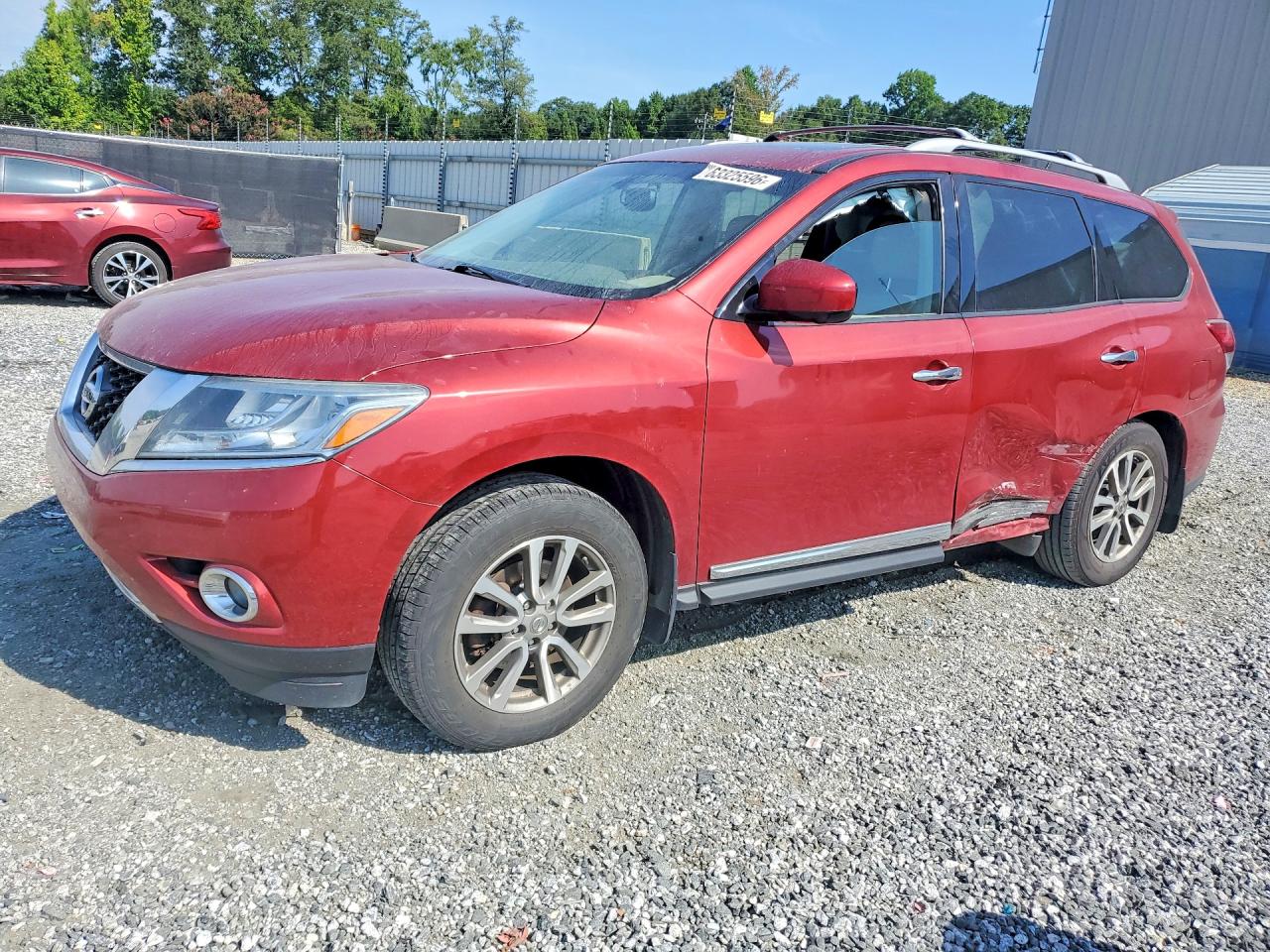 Photo of the 2015 NISSAN PATHFINDER SL