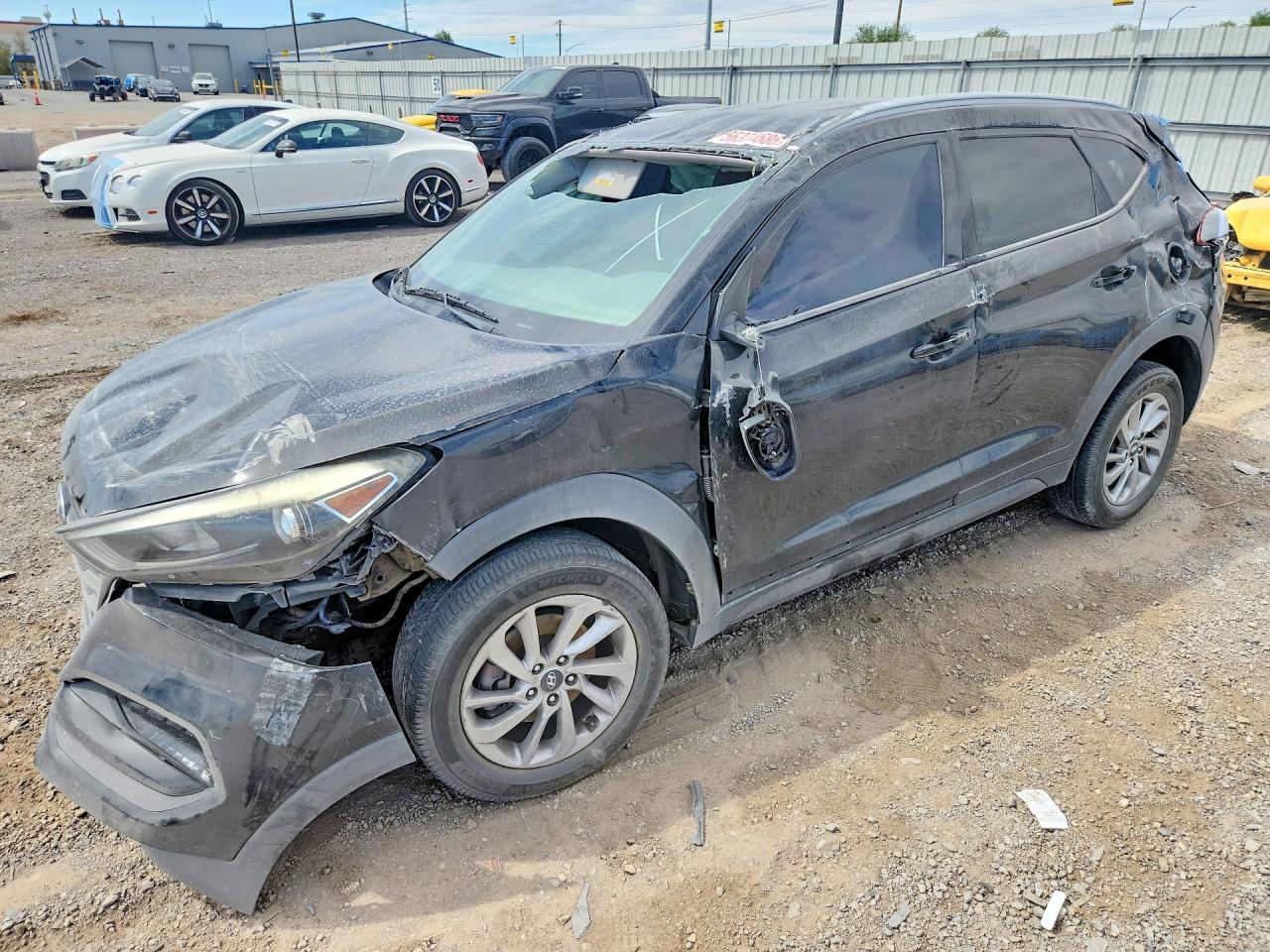 Photo of the 2016 HYUNDAI TUCSON SE