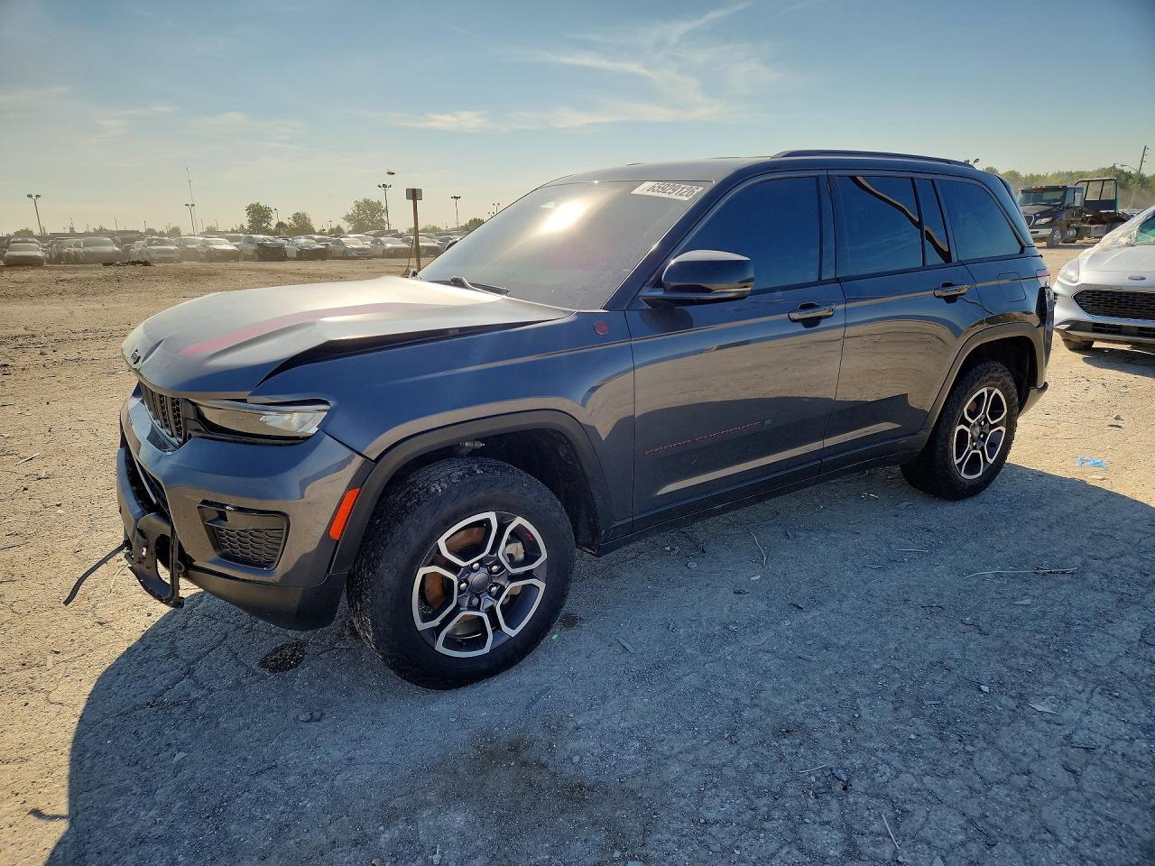 Photo of the 2022 JEEP GRAND CHEROKEE TRAILHAWK