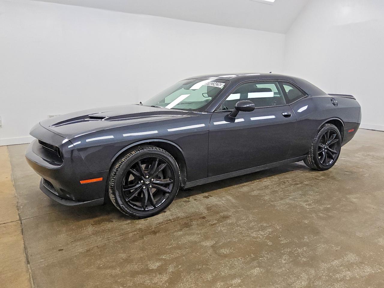 Photo of the 2018 DODGE CHALLENGER SXT