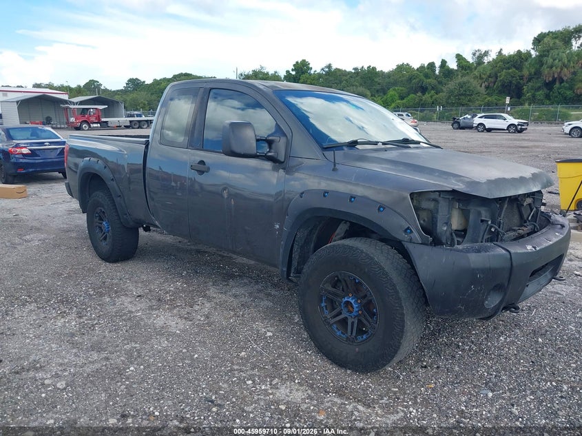Photo of the 2005 NISSAN TITAN XE