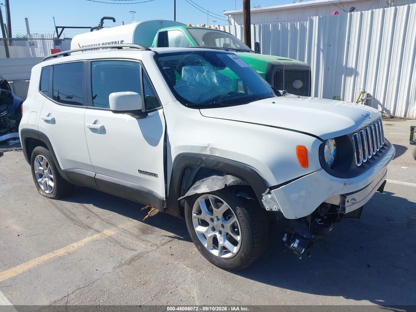 Photo of the 2015 JEEP RENEGADE LATITUDE