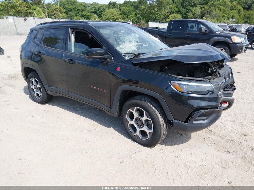 Photo of the 2022 JEEP COMPASS TRAILHAWK 4X4