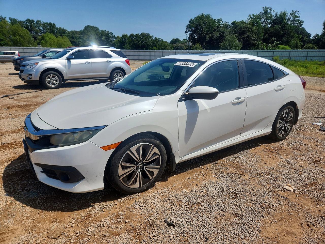 Photo of the 2016 HONDA CIVIC