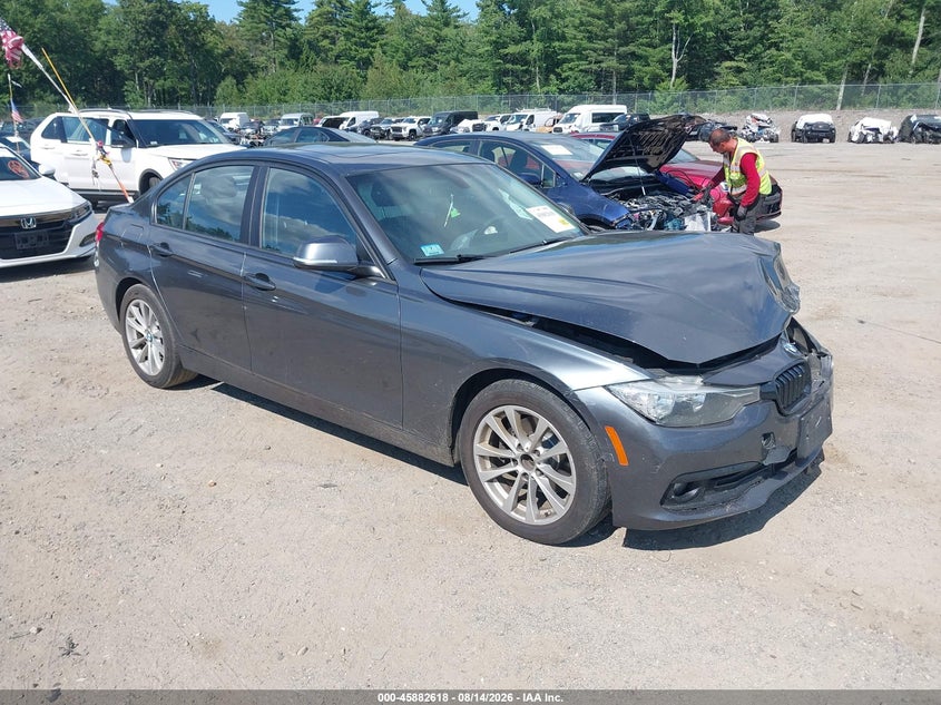 Photo of the 2017 BMW 320I XDRIVE