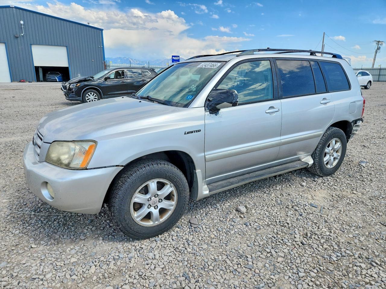 Photo of the 2002 TOYOTA HIGHLANDER LIMITED