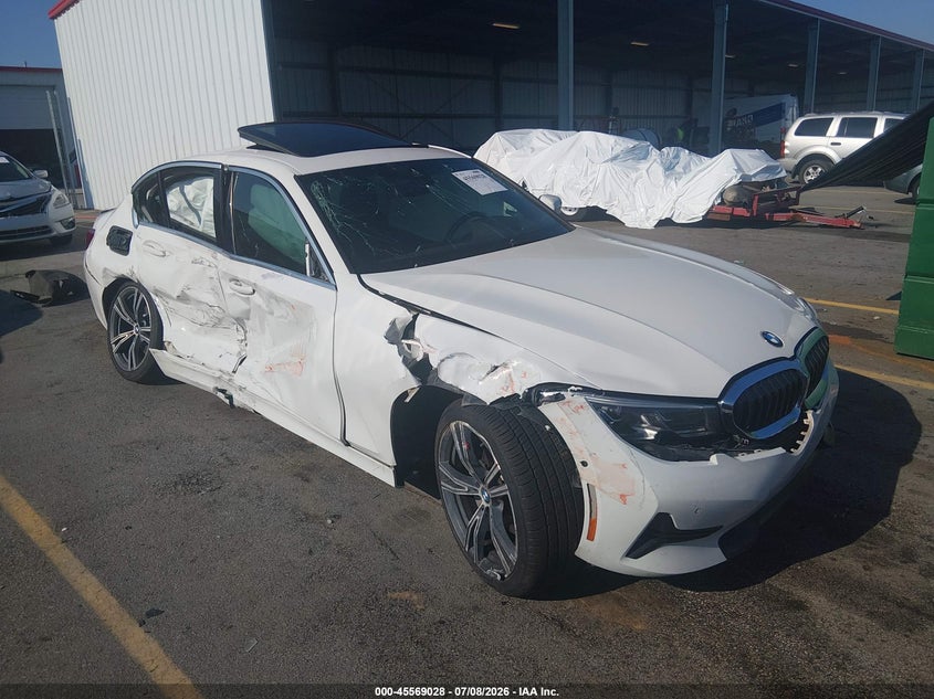 Photo of the 2019 BMW 330I XDRIVE