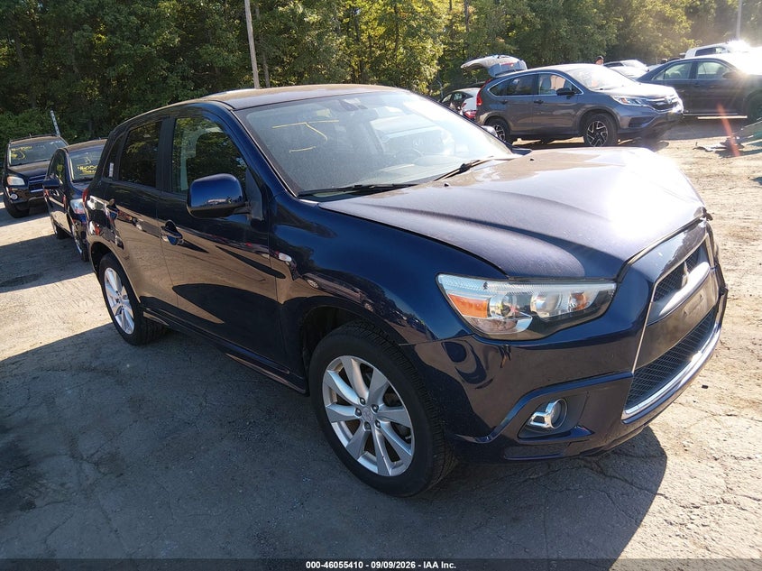 Photo of the 2012 MITSUBISHI OUTLANDER SPORT SE