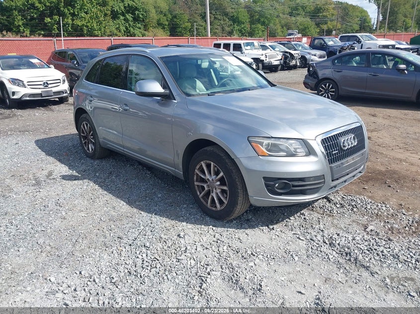 Photo of the 2011 AUDI Q5 2.0T PREMIUM